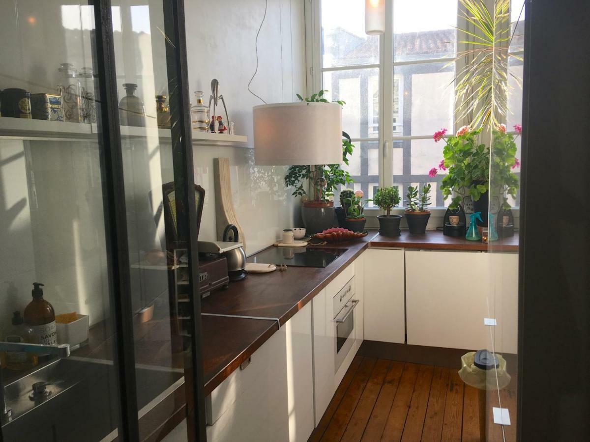 The Appart 90M2 Au Coeur De La Vieille Ville 拉罗歇尔 外观 照片